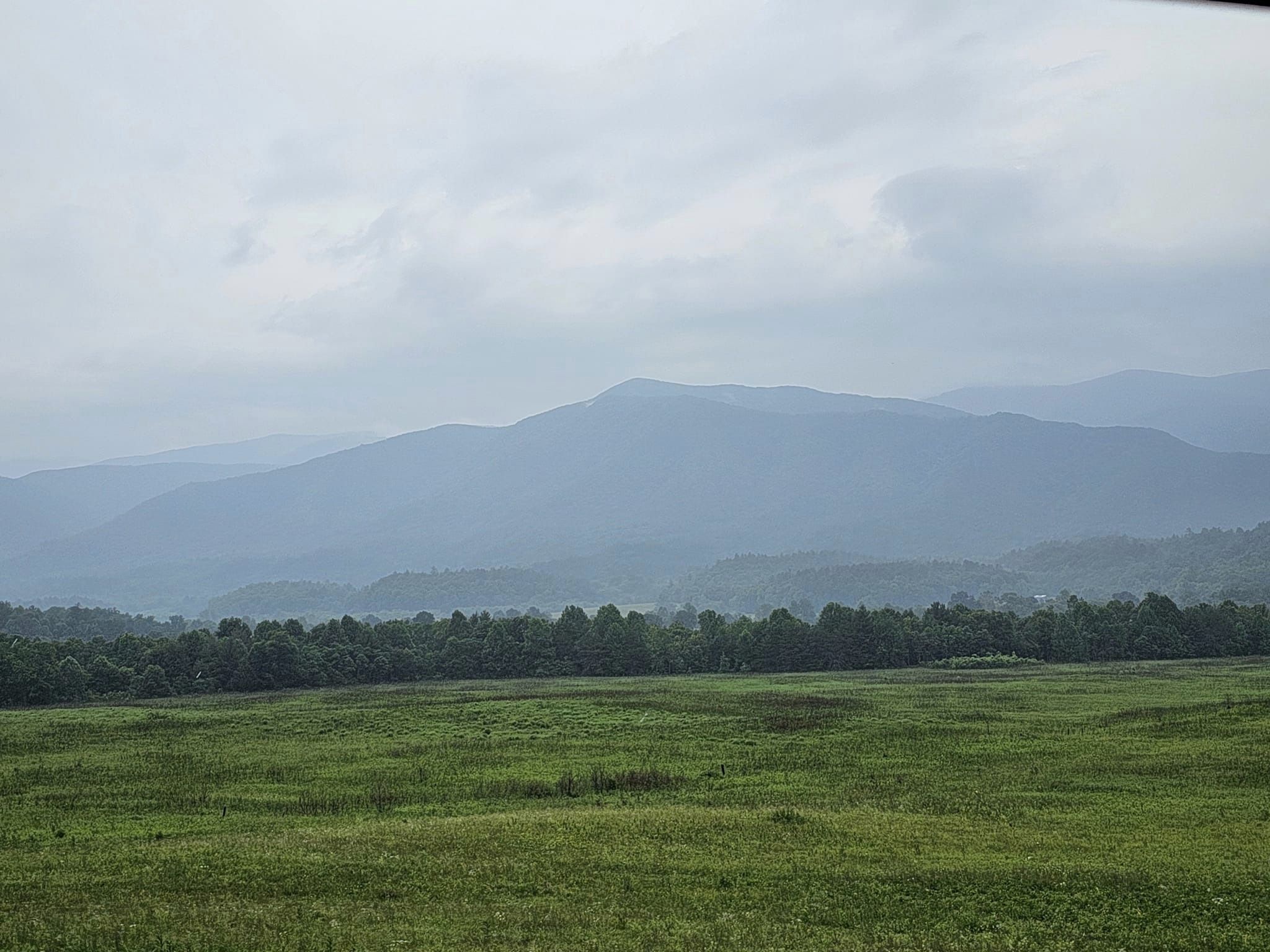 Exploring the Enchanting Cades Cove Loop in the Great Smoky Mountains National Park